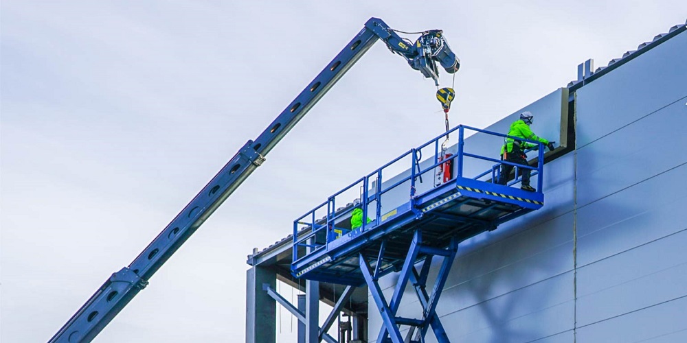 Mistakes to Avoid When Installing Ceiling Sandwich Panels