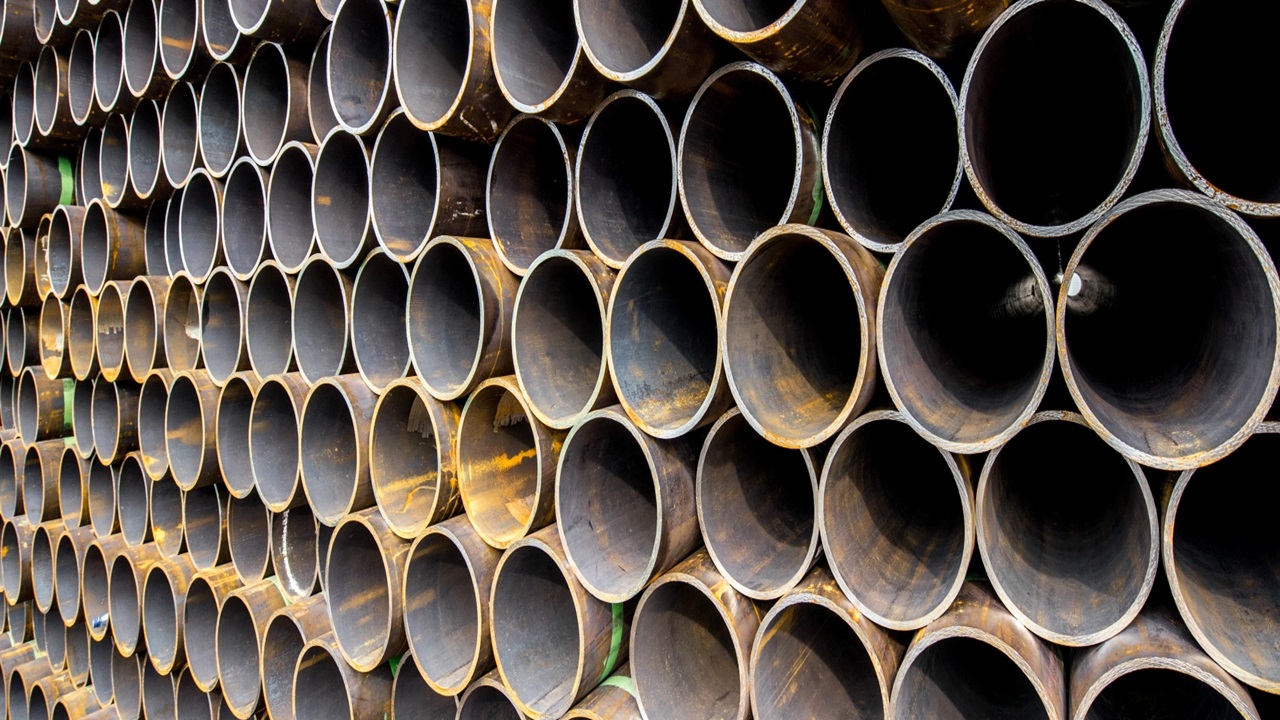 ASTM A135 Pipes in the Oil and Gas Industry