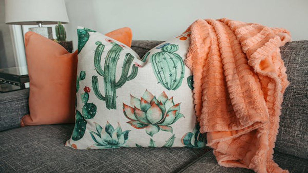 How to Style Velvet Furniture in Contemporary Homes